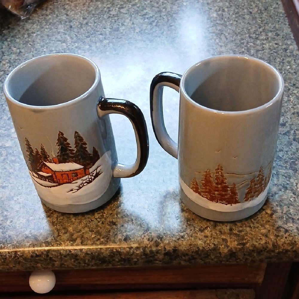 Gray and Brown Dining Mugs Set